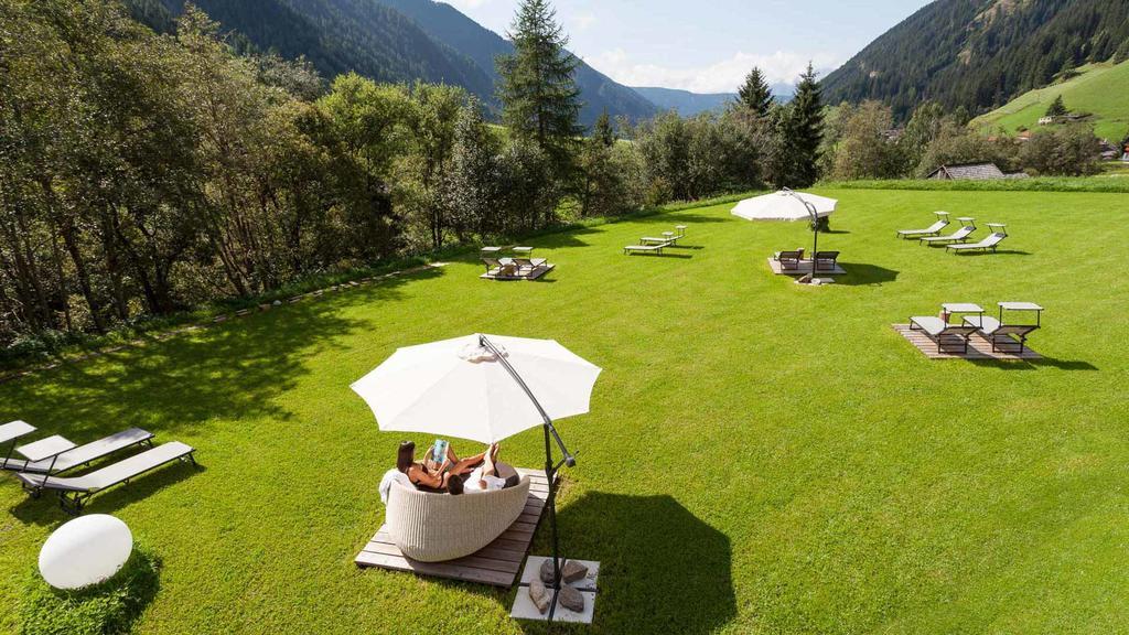 La Casies Mountain Hotel Santa Maddalena in Casies Exterior foto
